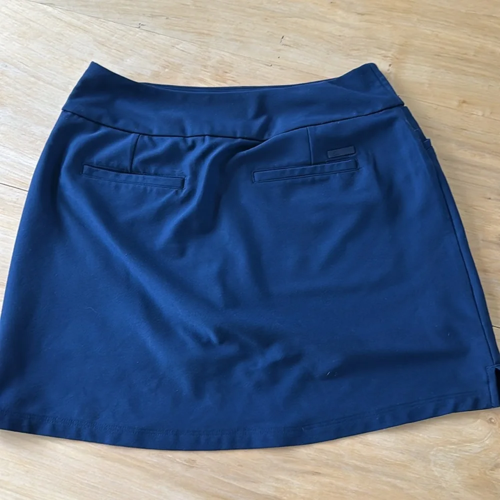 Adidas climalite golf skort size small.